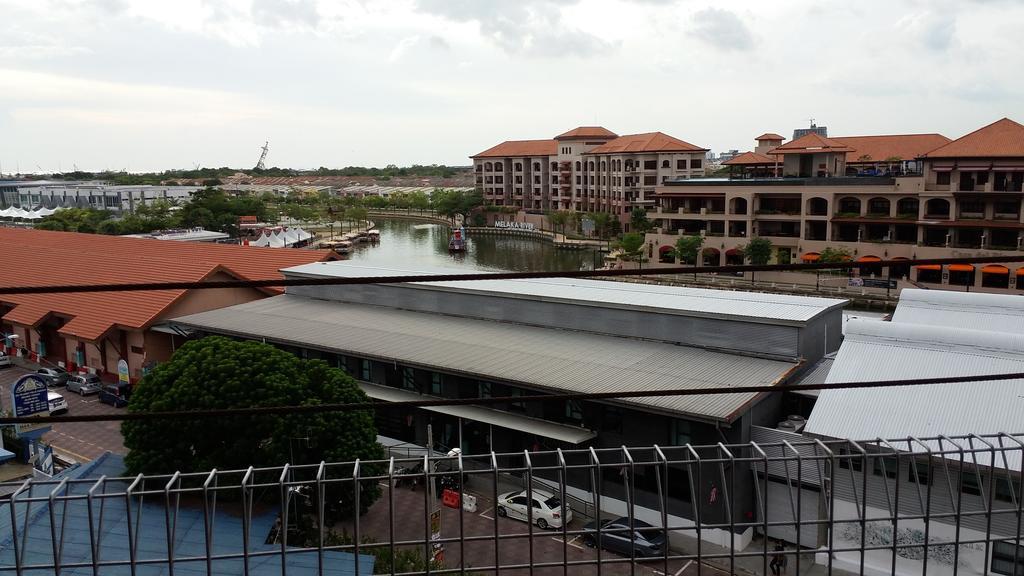 Aldy Hotel Stadthuys Malacca Exterior foto
