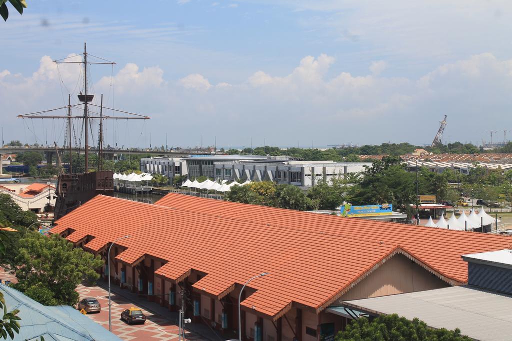 Aldy Hotel Stadthuys Malacca Exterior foto